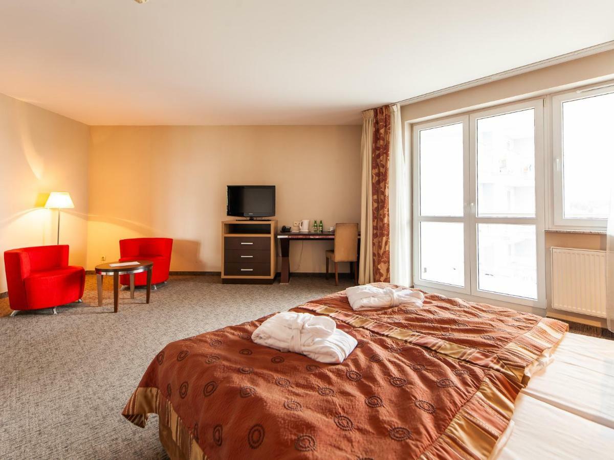 Appartamento Hotelowy Delux W Kolobrzegu Ul Kosciuszki 16 7 Nocy 20 Procent Rabatu ,4 Dni 10 Procent Rabatu *
